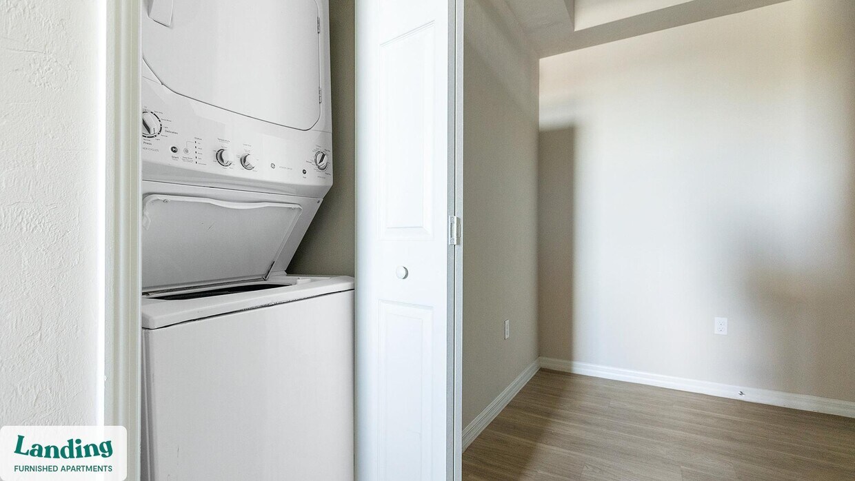 Foto principal - 4590 Winkler Ave
