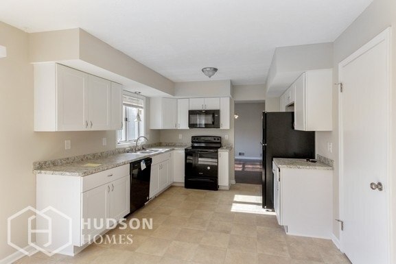 Building Photo - 143 Windmill Trl, Rochester NY 14624