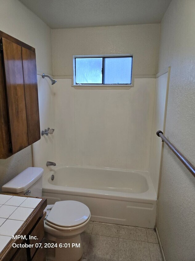Primary Photo - 2 bedroom
