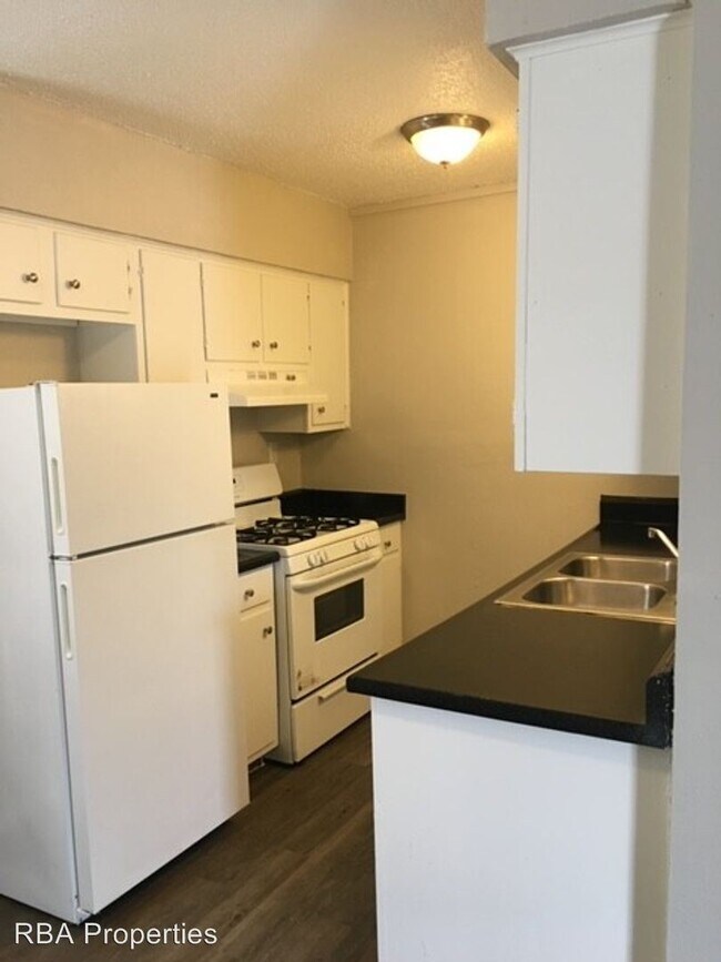 Building Photo - 5402 William Holland Ave