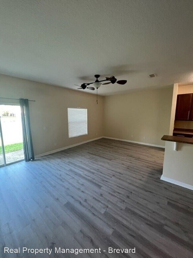 Foto del edificio - 3 br, 2.5 bath House - 2510 Revolution Str...