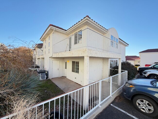 Foto del edificio - 1200 Glen Canyon Dr