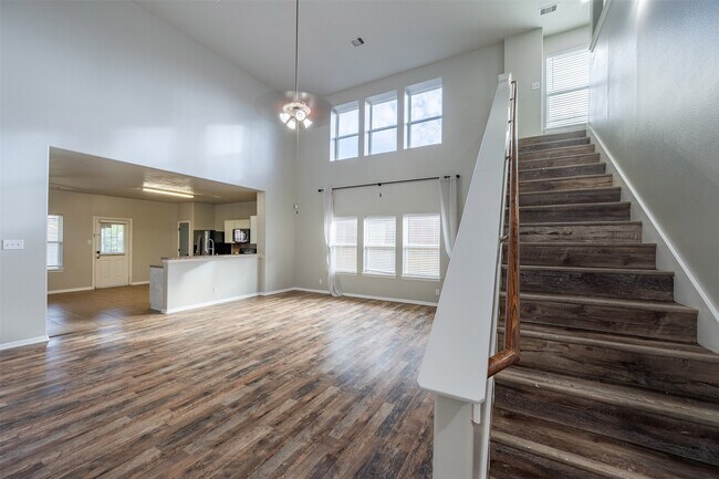 Foto del edificio - 18318 Canary Bluff Ln