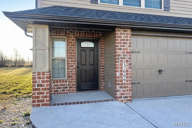 Building Photo - 3609 Justine Dr