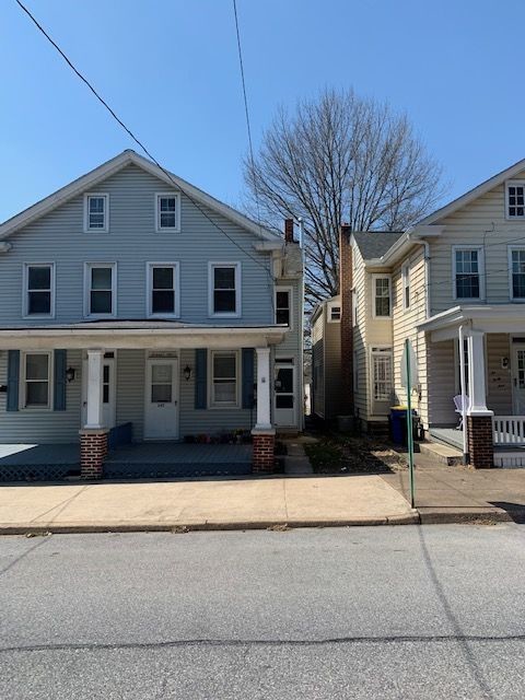 Primary Photo - 247 N Race St