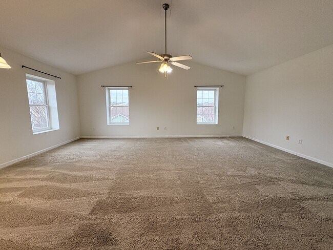 Foto del edificio - 24 Rosette Ln