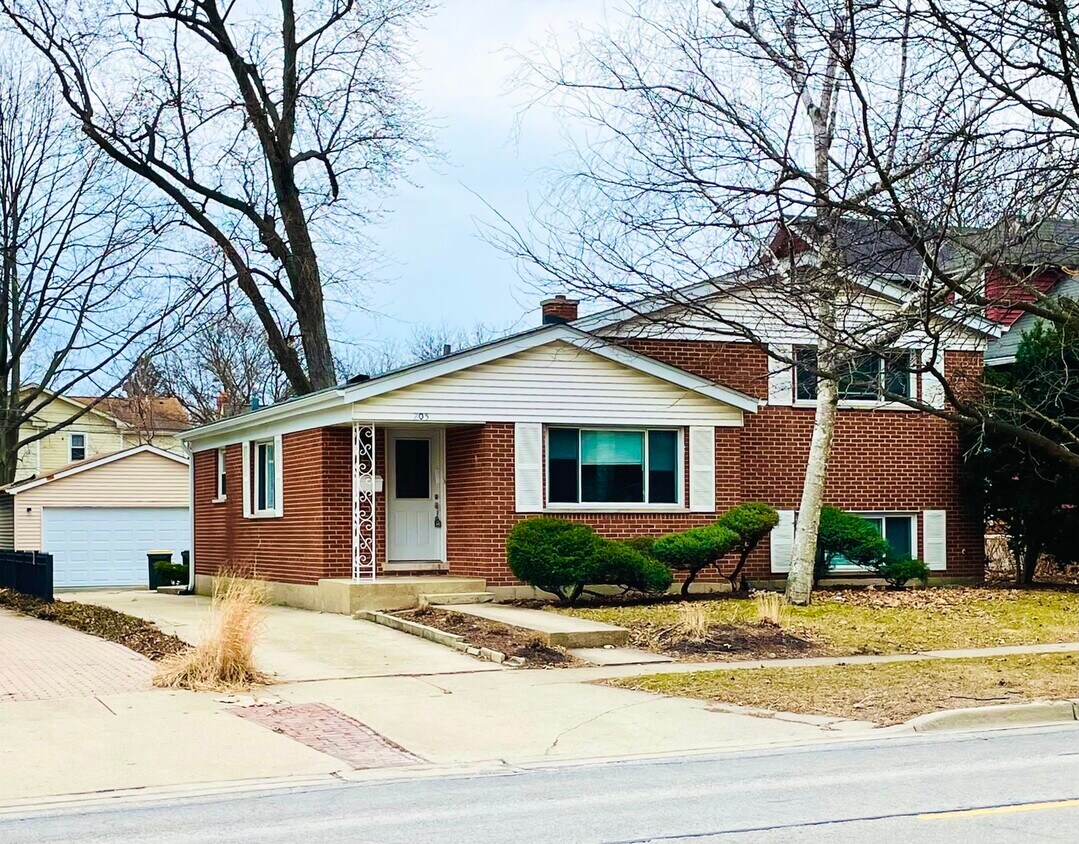 Foto principal - 205 W Euclid Ave