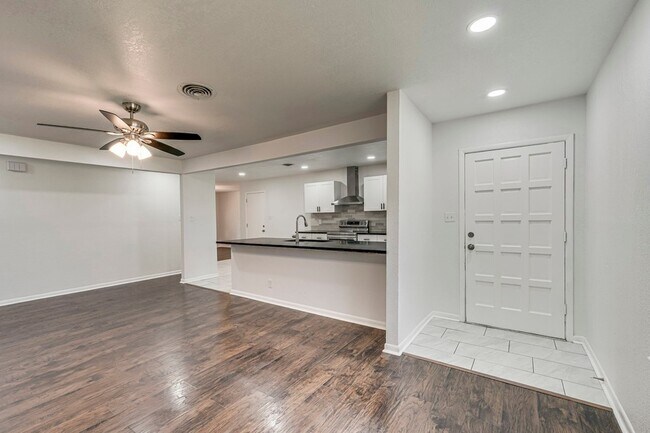 Foto del edificio - 3561 Westfield Ave