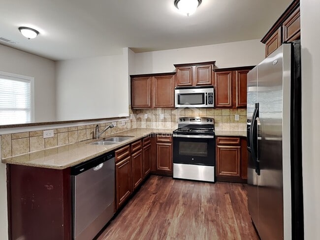 Building Photo - 5203 Catrina Way