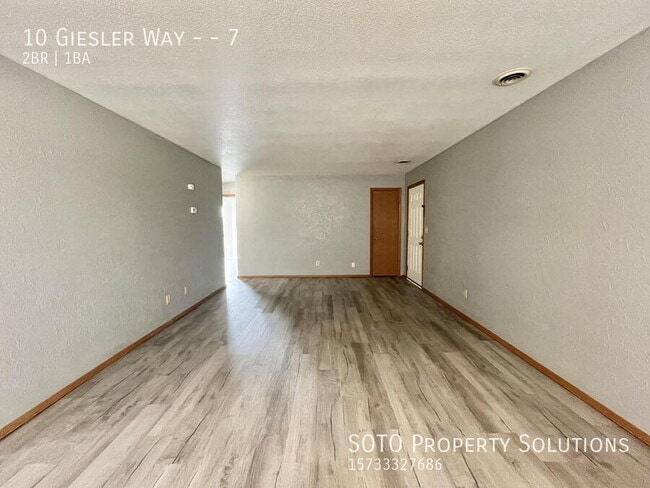 Building Photo - 10 Giesler Way