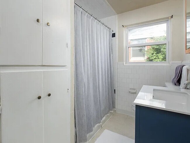 Foto del edificio - 2804 NW 46th St