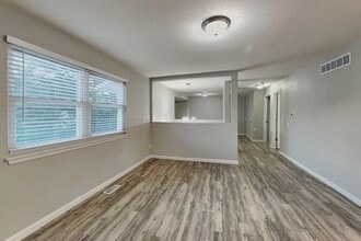 Building Photo - 10851 Ingalls Cir