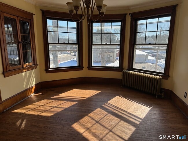 Foto del edificio - 184 S Main St