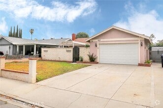 Building Photo - 2857 S Desert Forest Ave