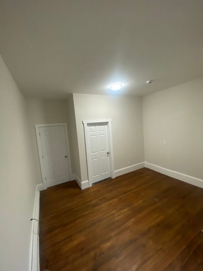Building Photo - 60 Westville St