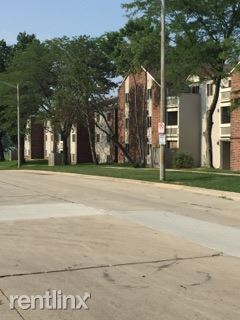 Primary Photo - 501 Crescent Dr