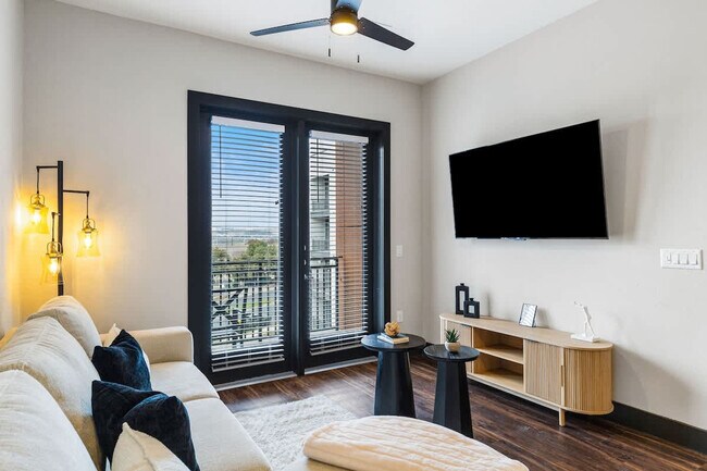 Foto del edificio - 9127 Research Blvd