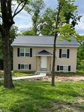 Building Photo - 211 Baker St