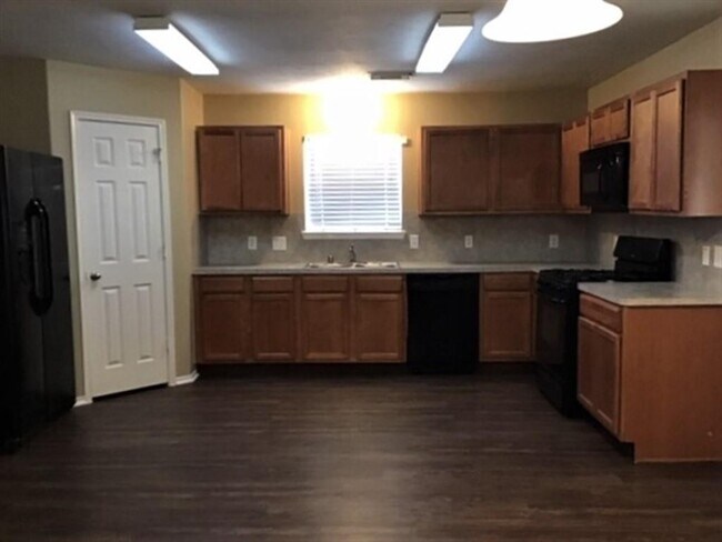 Building Photo - 10406 Iris Lake Ct