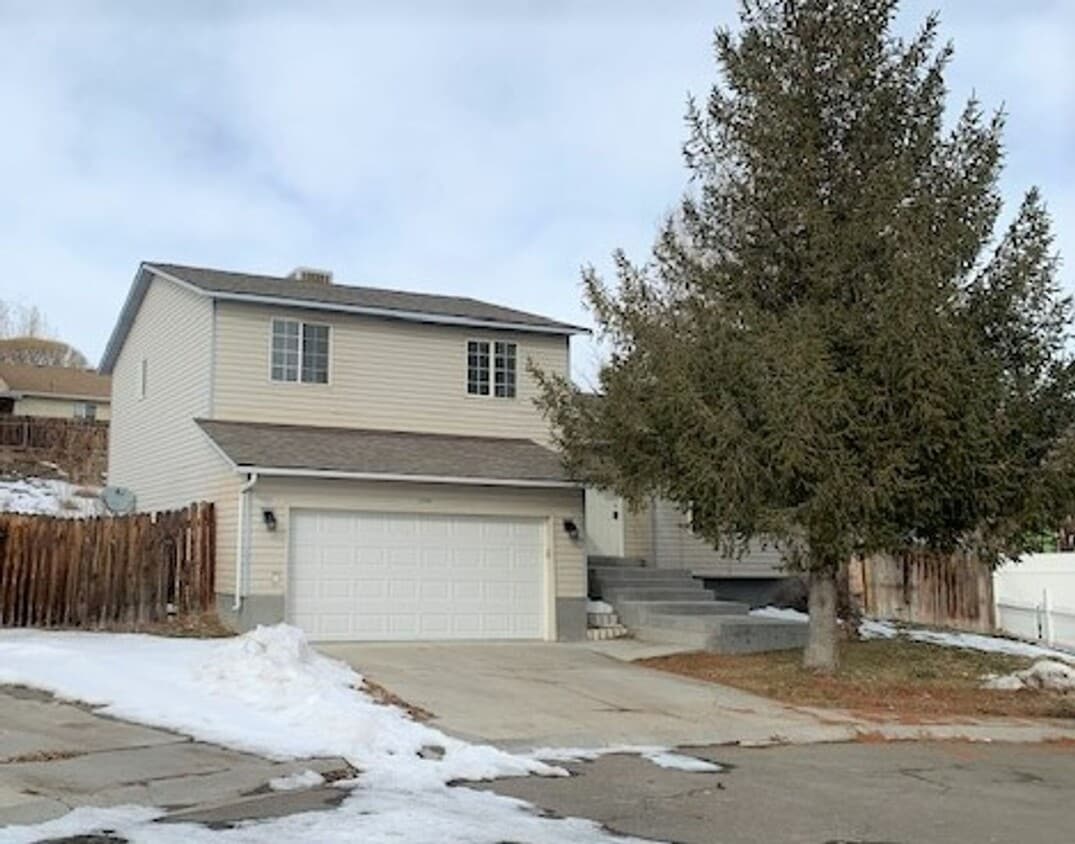 Primary Photo - 3509 Forest Court, Elko