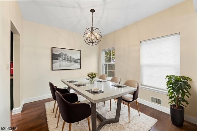 Building Photo - 2 Rider Terrace