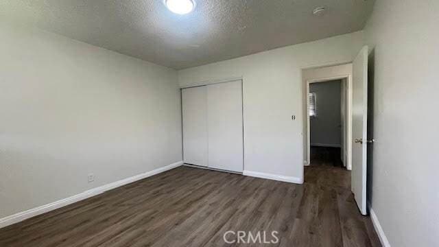 Foto del edificio - 9629 Tudor Ave