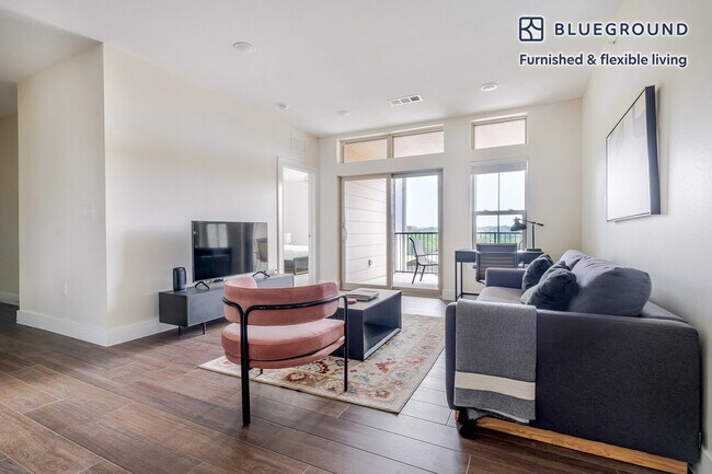 Foto del edificio - 1501 W Howard Ln