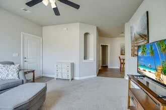 Building Photo - 15971 S Crestview Dr