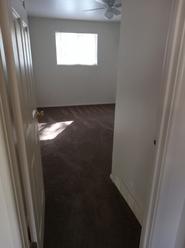 Foto del edificio - 2408 Williams Creek Rd