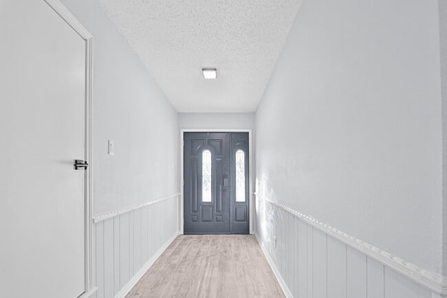 Foto del edificio - 6907 Avenue W