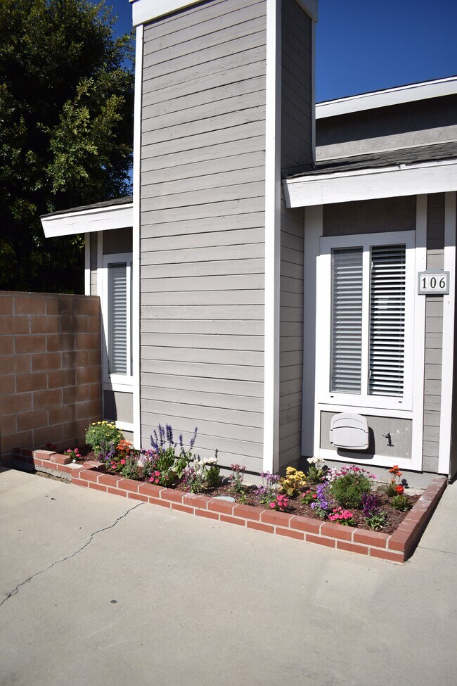 21717 Dolores St, Carson, CA 90745 Townhome Rentals in Carson CA