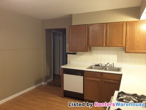 Building Photo - 9119 Bessemer Ave