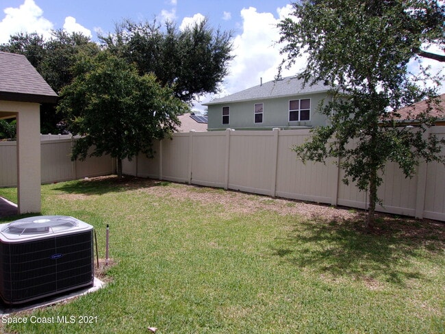 Building Photo - 3935 Harvest Cir