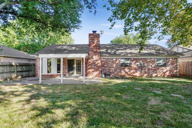 Foto del edificio - 10918 E 29th St