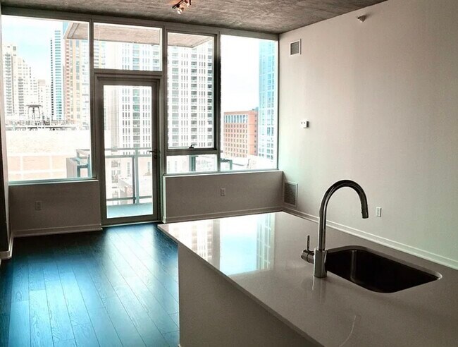 Foto del edificio - 1345 S Wabash Ave