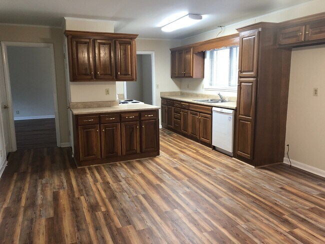 Foto del edificio - Ranch Style 3 Bedroom, 2 Bath Home