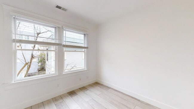 Building Photo - 390 Arguello Blvd