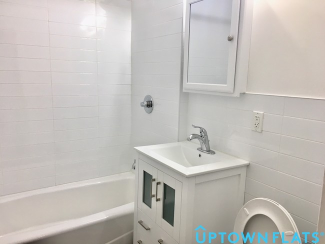 Foto del edificio - 7401 Shore Rd