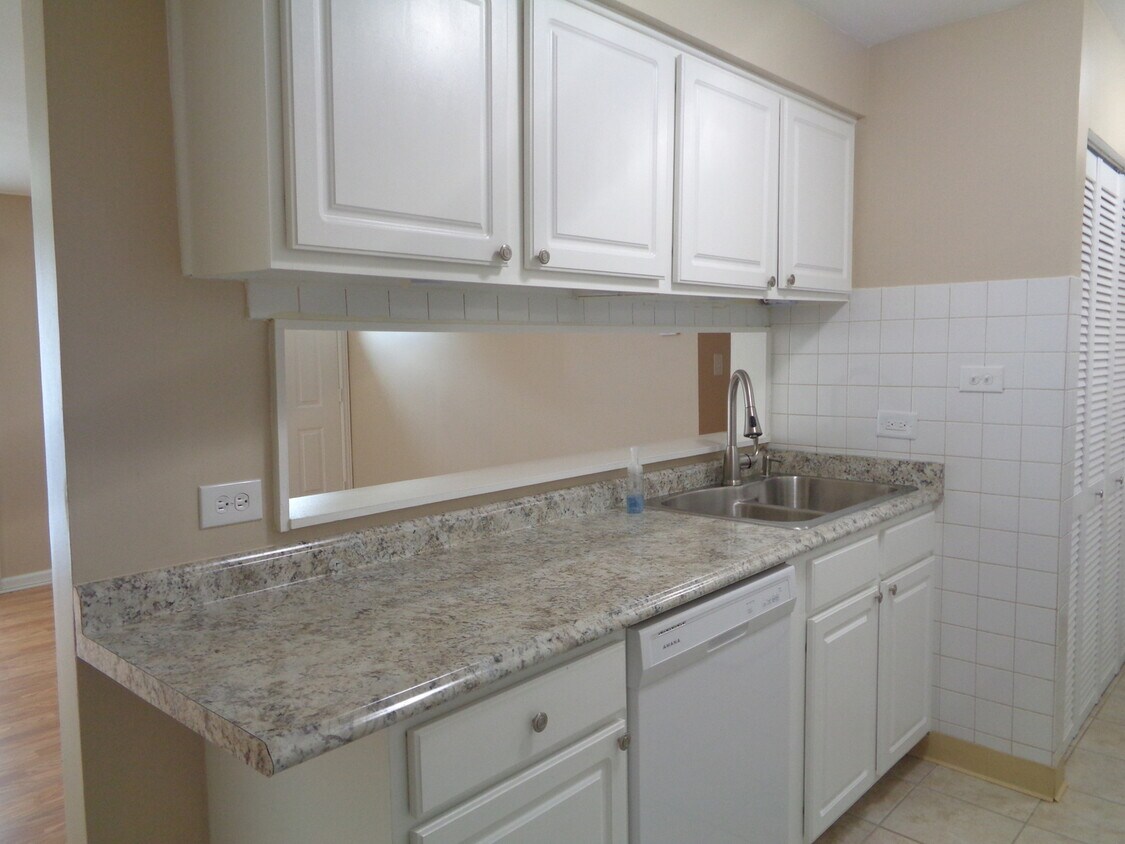 Primary Photo - 7968 164th Ct