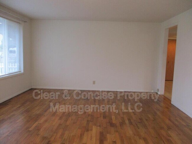 Photo - 2663 Centennial Blvd House