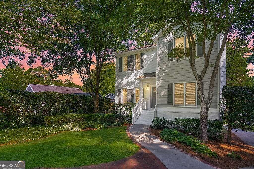 Foto principal - 534 Allen Rd NE