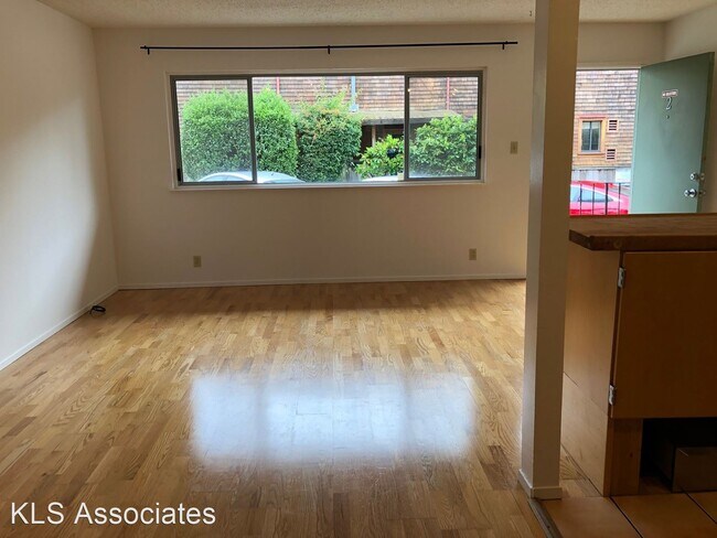 Building Photo - 2925 Ellis St