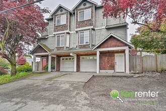 Building Photo - 1304 N 85th St