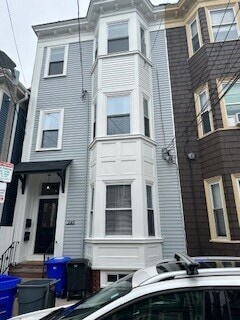 Building Photo - 245 W Fifth St