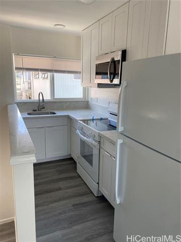 Building Photo - 1122 4th Ave