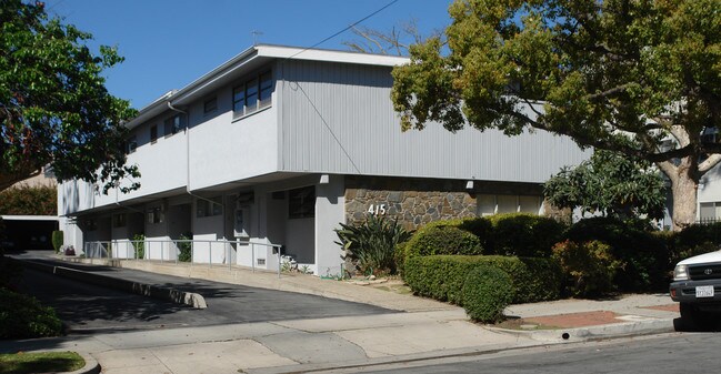 Building Photo - 415 S Oakland Ave