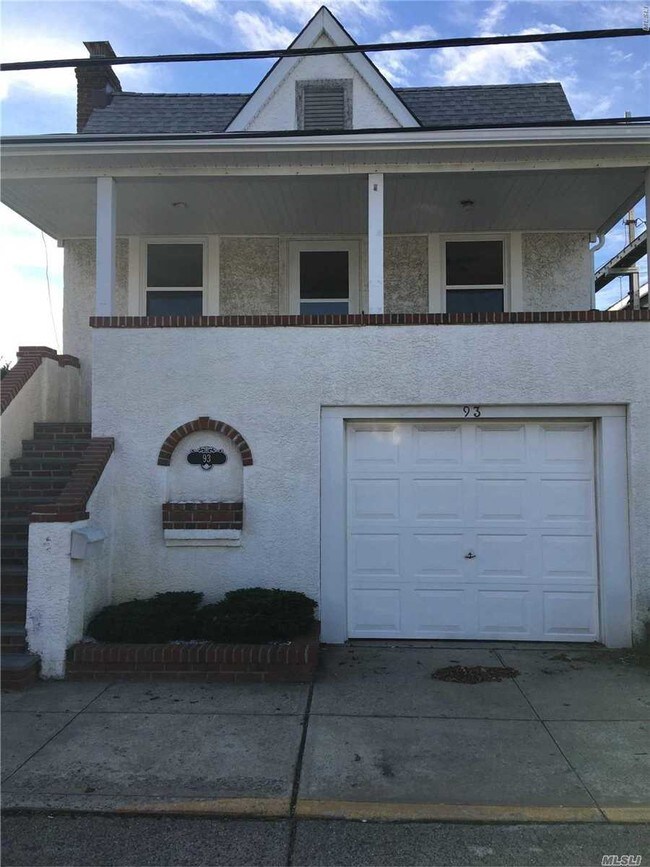 Building Photo - 93 Trenton Ave