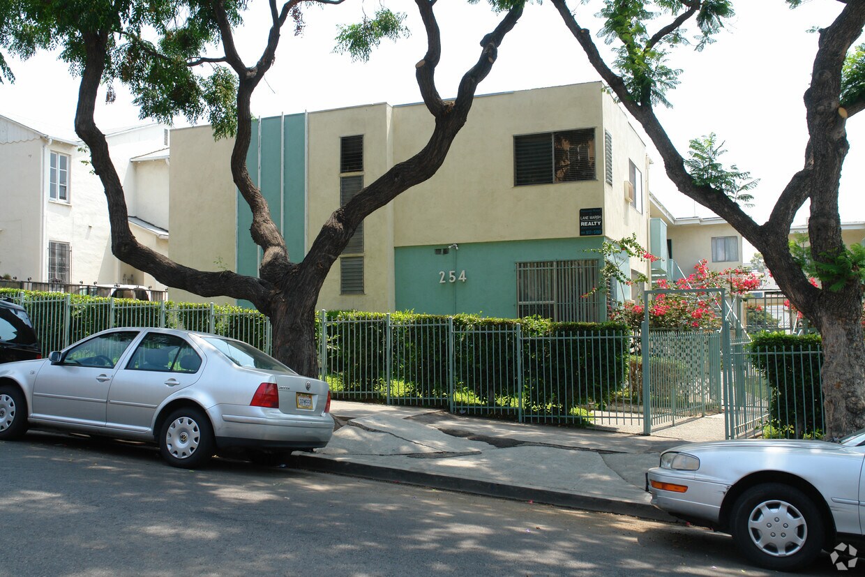 Primary Photo - La Hacienda prado