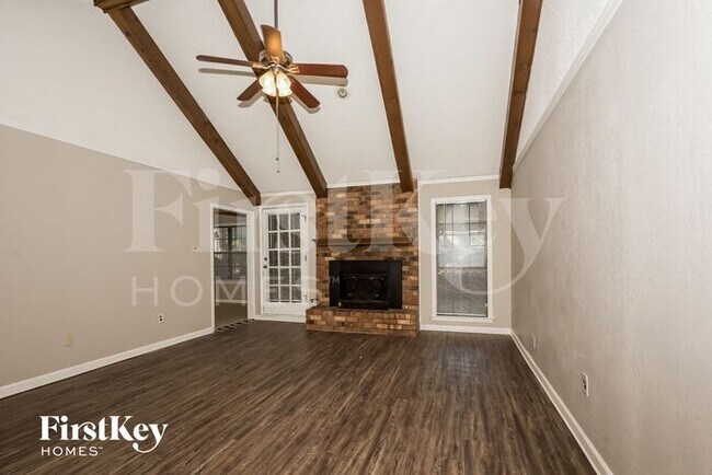 Foto del edificio - 6160 Blue Willow Rd