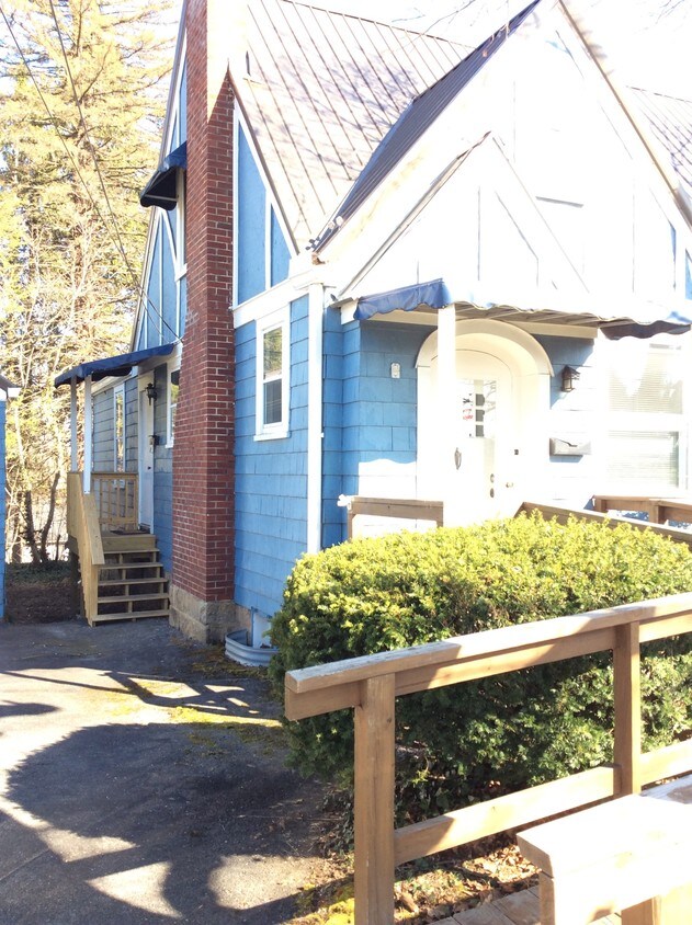 Foto principal - 109 2nd Ave